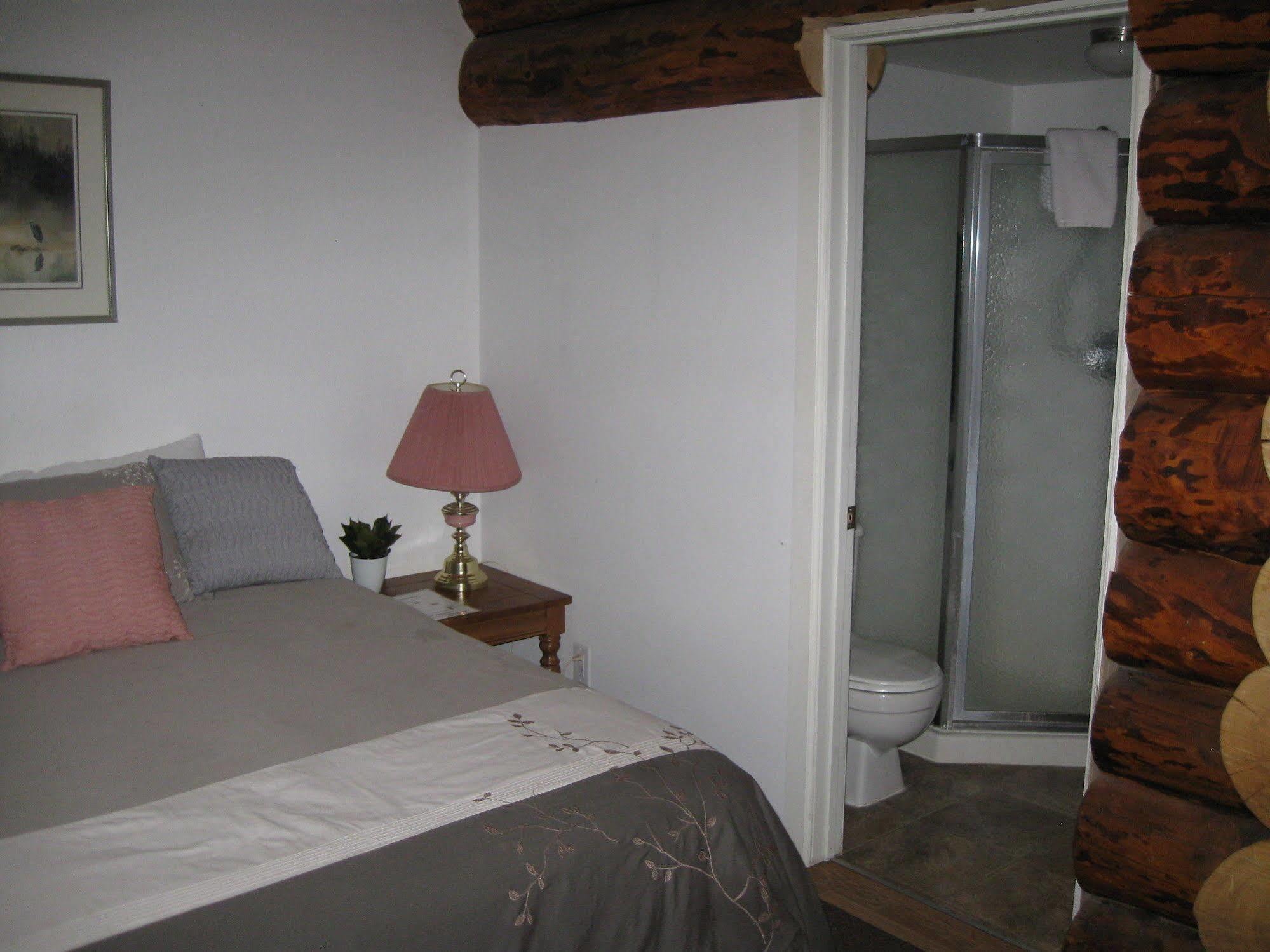 1202 Motor Inn Beaver Creek Екстериор снимка